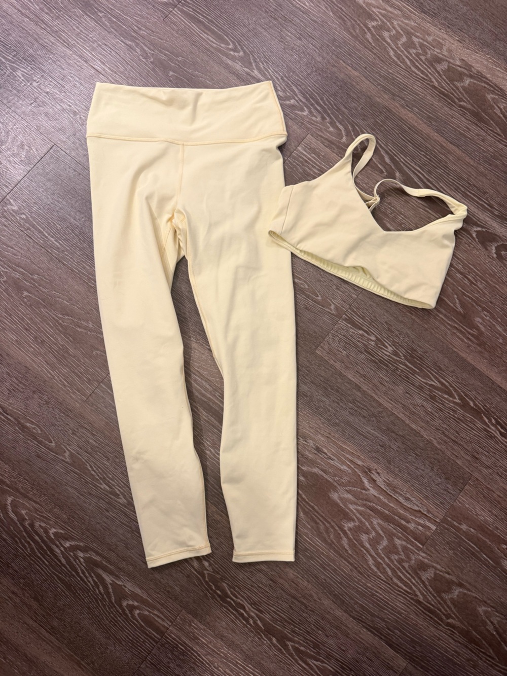 Fabletics Butter Yellow Set